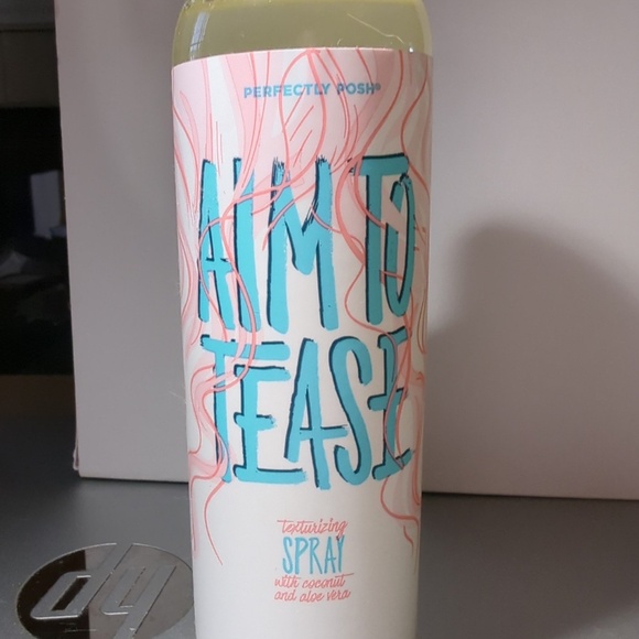Perfectly Posh~Aim To Tease~texturizing spray, coconut & aloe~New/Sealed bottle - Picture 2 of 5